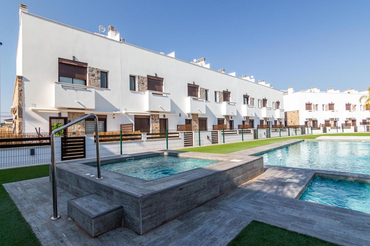 Bahia Homes トレビエハ エクステリア 写真